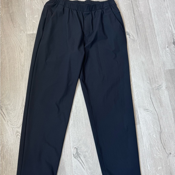 Lululemon Luxtreme Mid-Rise Straight-Leg Trouser Black
size M Women’s - Picture 7 of 10